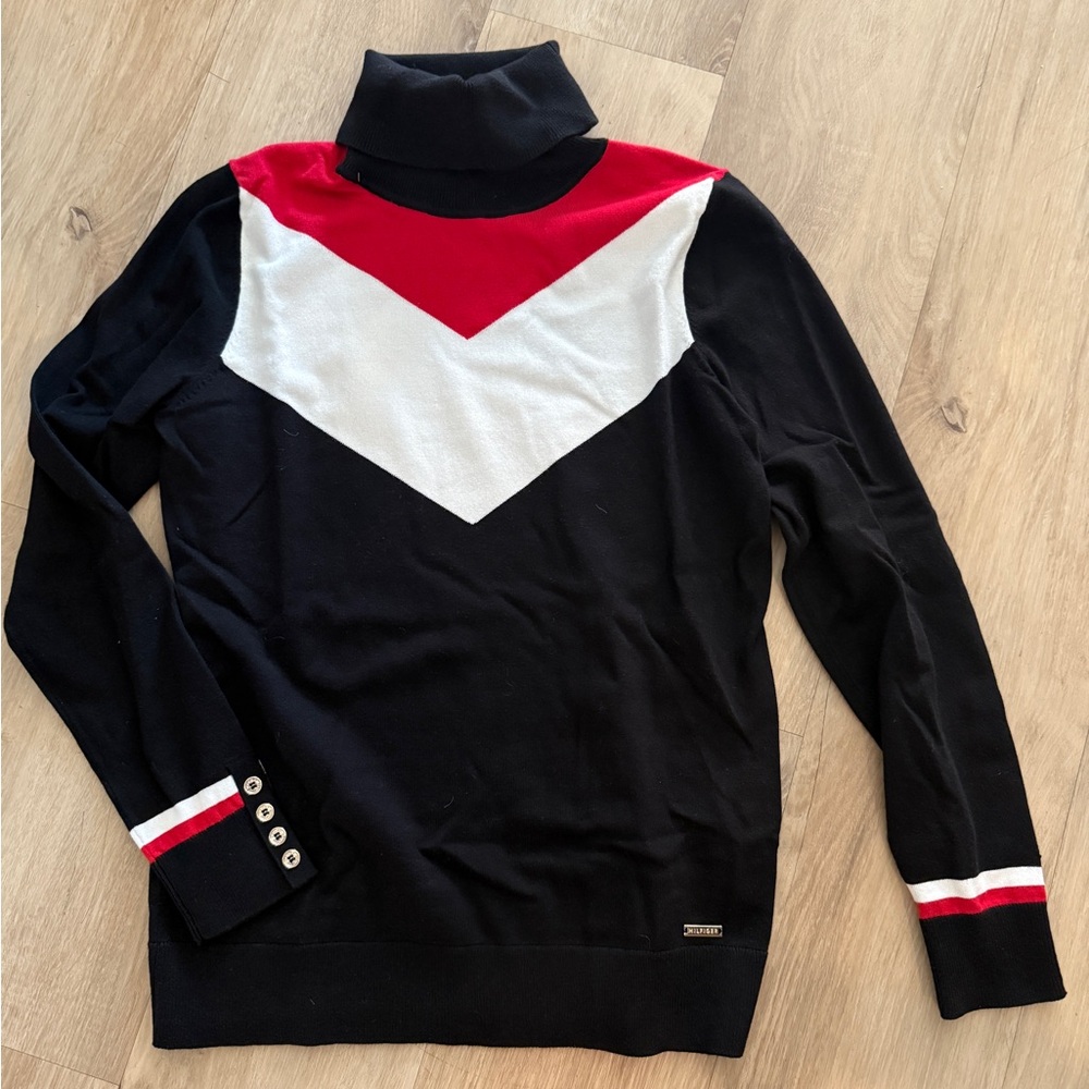 NWOT Tommy Hilfiger Turtleneck